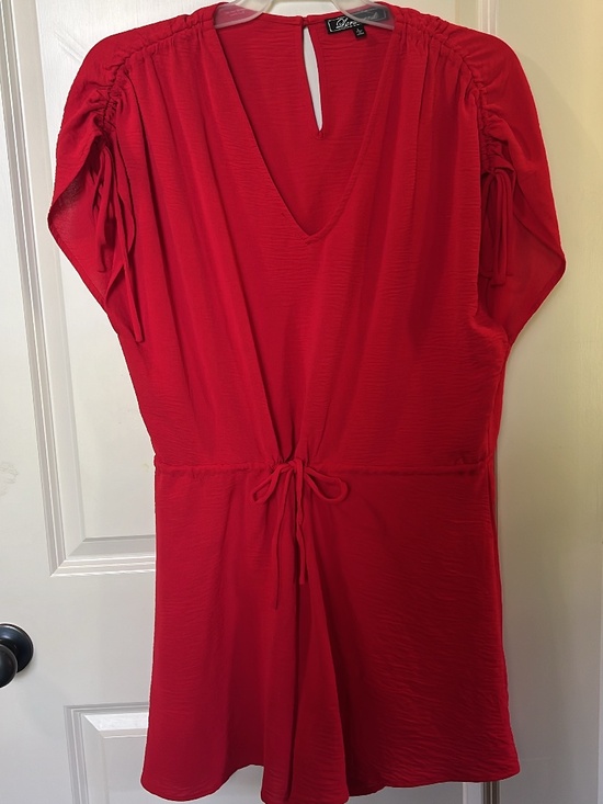 Versona Dresses & Skirts - Versona Romper❤️